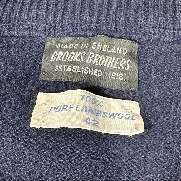 Vintage Brooks Brothers V-Neck Sweater 100% Pure Lambs Wool Size Large